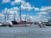 全球出海新航路:辗转腾挪,中国家具出口大增近40%的背后故事