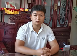 鑫雅迪木门总经理朱泽立:鑫雅迪负离子木门,为用户提供真健康环保产品。